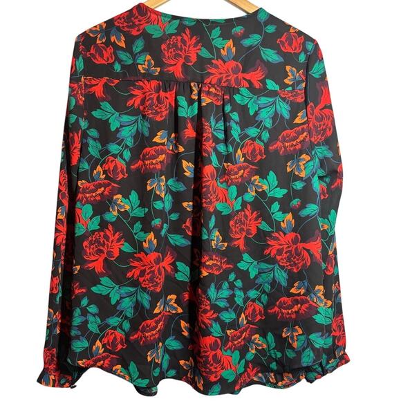 Torrid Women 0 Plus Georgette Pintuck Front Button Floral Long Sleeve Blouse - Picture 8 of 8